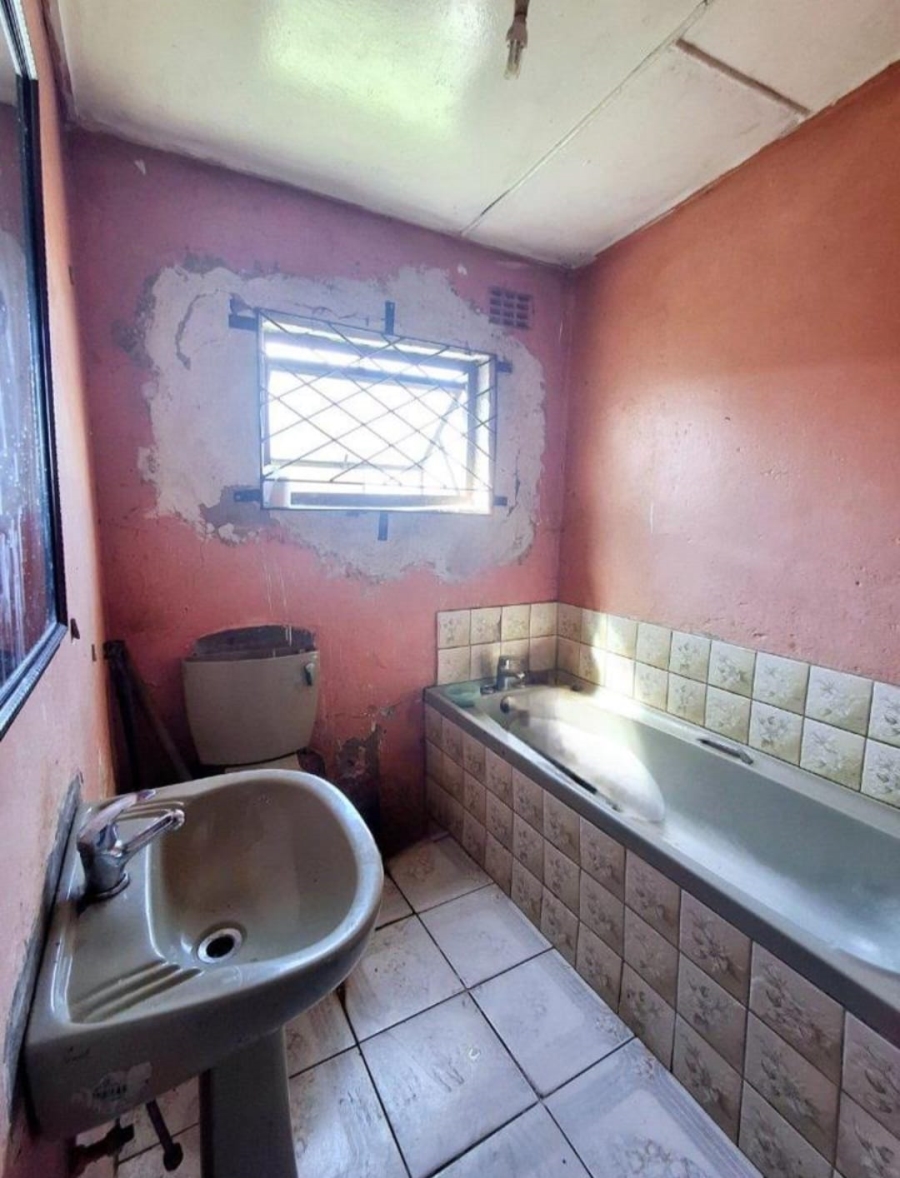 3 Bedroom Property for Sale in Mdantsane Nu 6 Eastern Cape